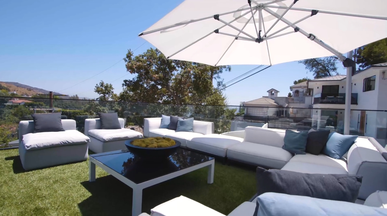 65 Photos vs. 1659 Marlay Dr, Los Angeles Luxury Home Interior Design Tour