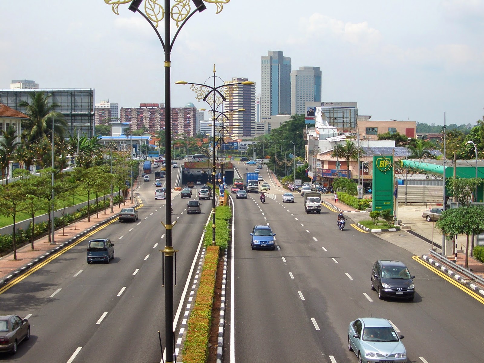 Mengubah Kota  Medan  Menjadi Kota  Terindah di Asia Tenggara 