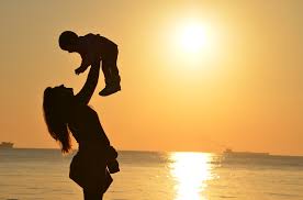 10+ Puisi Untuk Ibu Tercinta Menyentuh Hati
