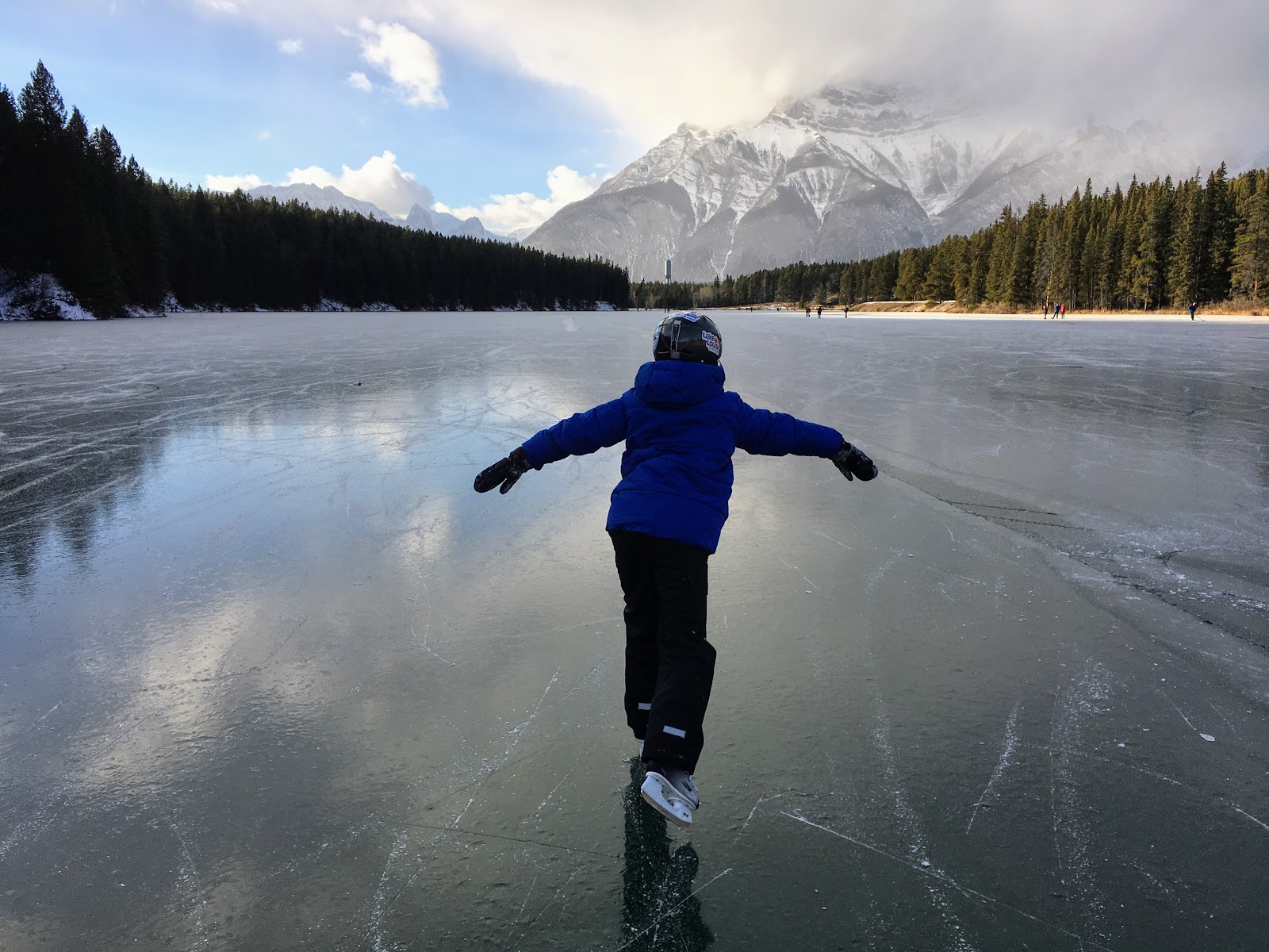 Family Adventures in the Canadian Rockies: Wild Mountain Skating Guide