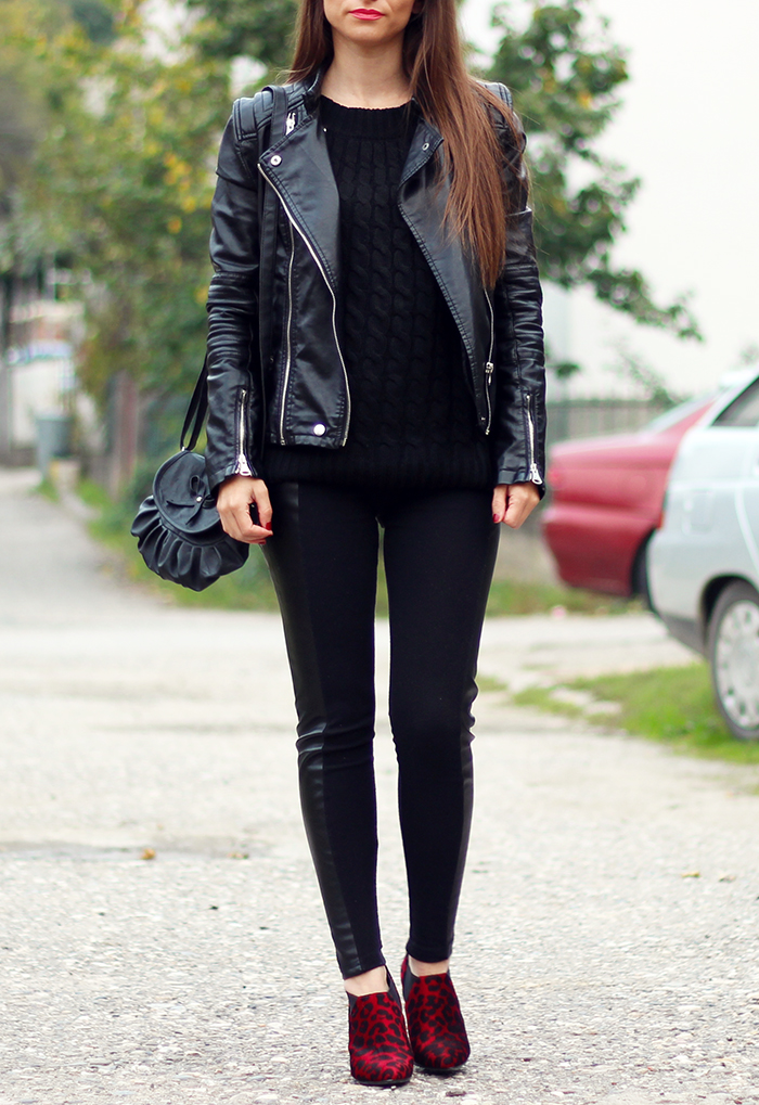 I am A Love Addict: How to wear all black outfit