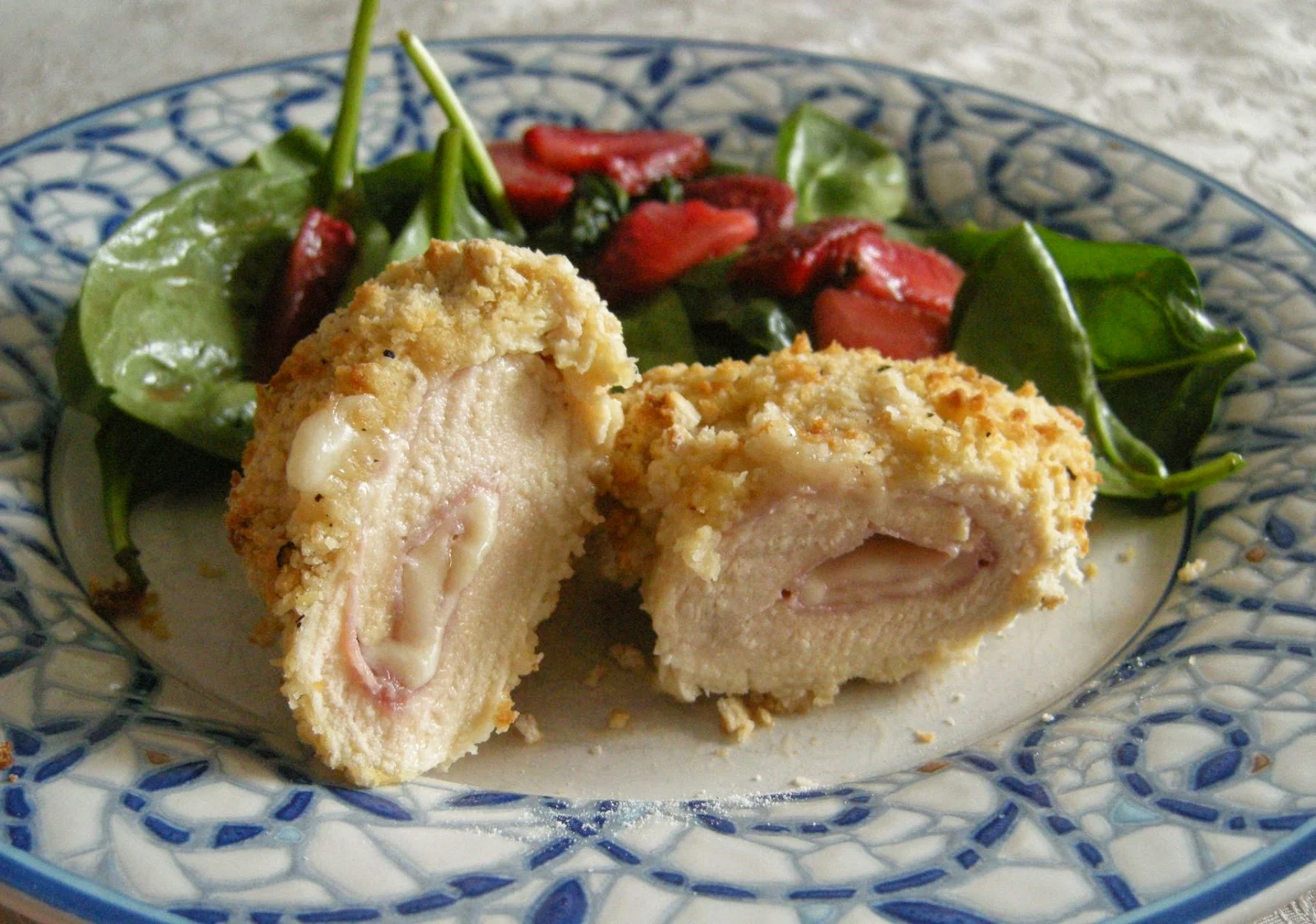 Chicken Cordon Bleu Roll-Ups Recipe