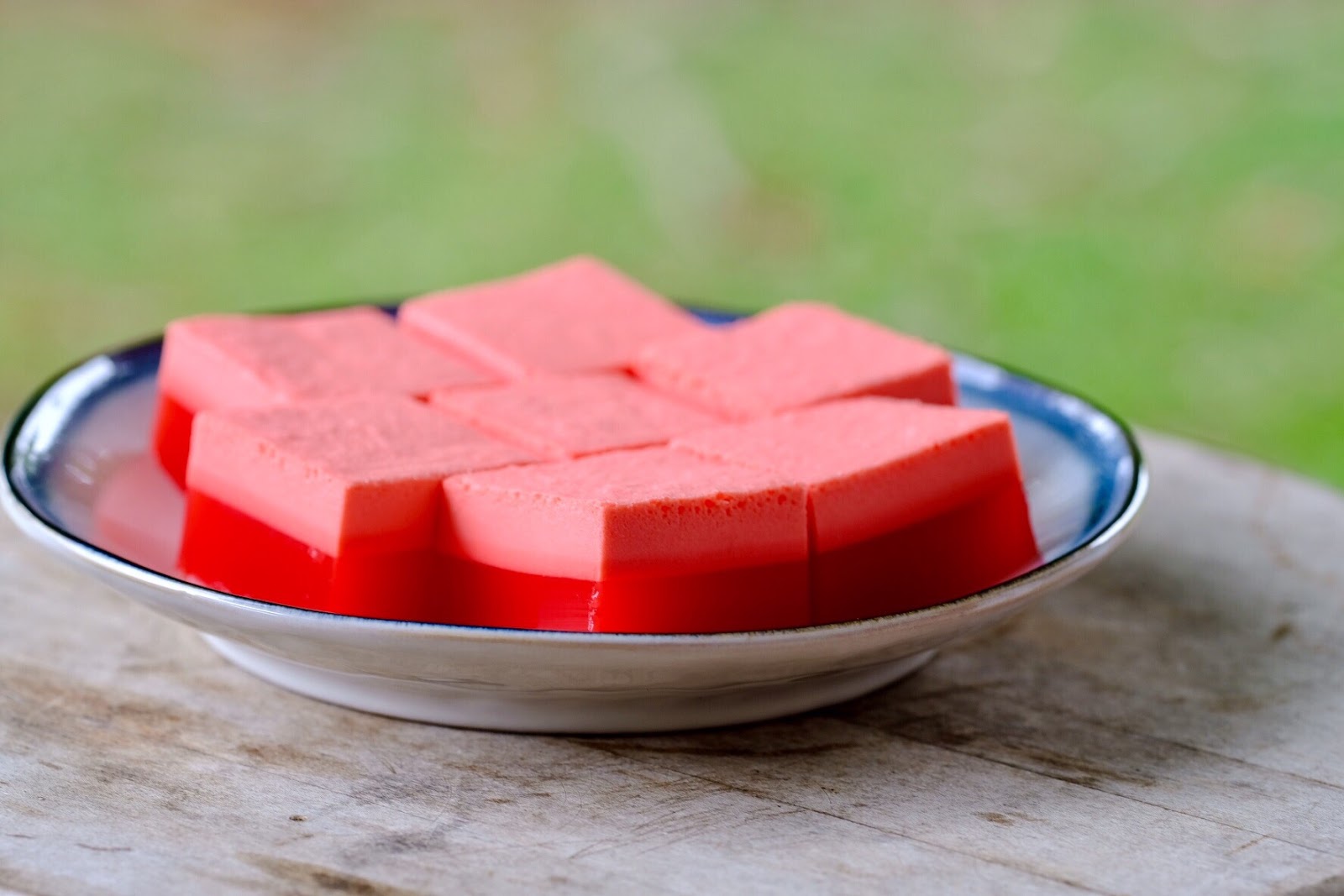 kruizing with kikukat Layered Cool Whip Jello