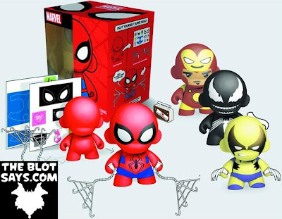 Marvel Comics x Kidrobot Do It Your Self Super Hero Munny & Mini Munny Vinyl Figures
