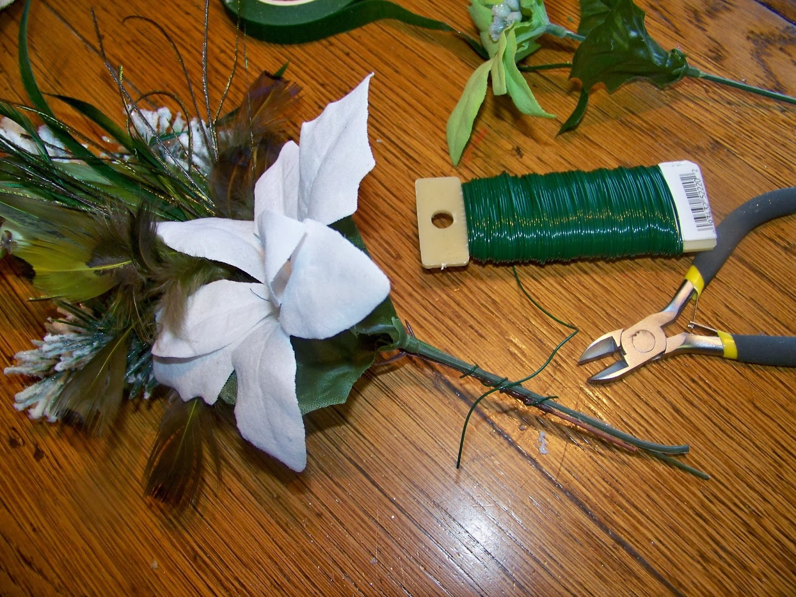 Tell Me A Story FUN WITH FLORALS AND PIPE CLEANERS/CHENILLE STEMS
