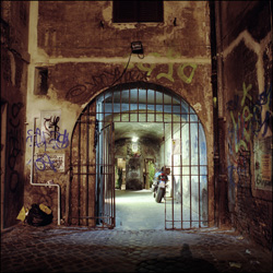 Creative writing workshops toronto image