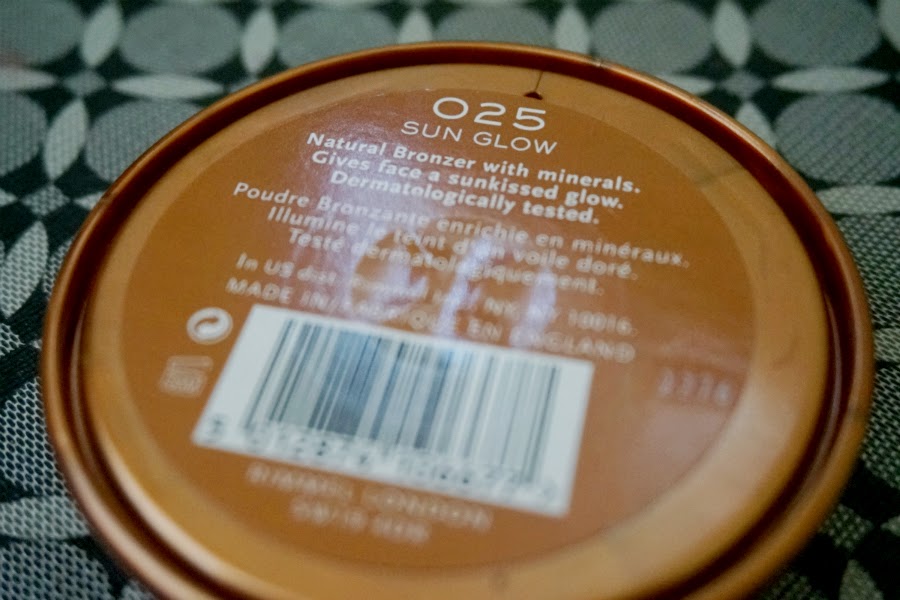 Rimmel London Natural Bronzer in Sun Glow (025) Review, Photos