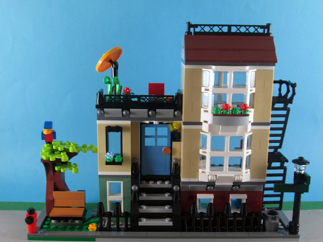 Set LEGO Creator 3in1 31065 Park Street Townhouse