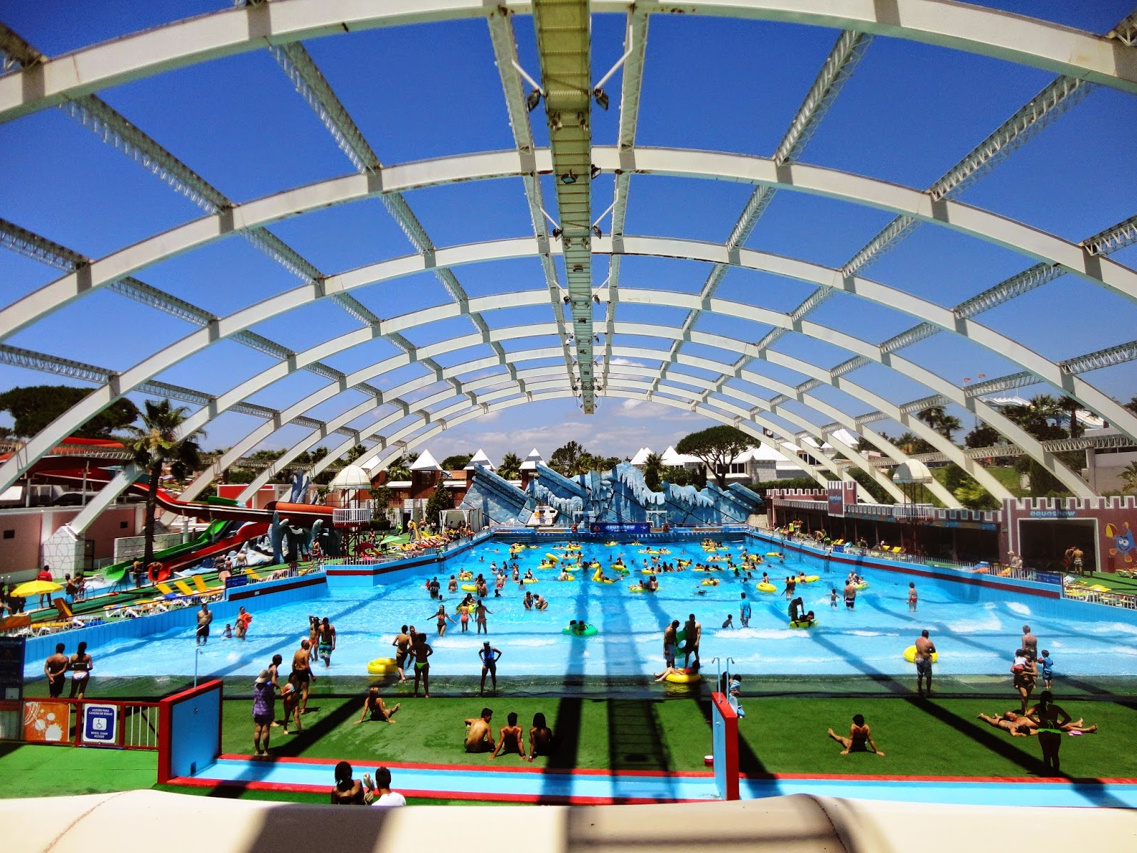 Quarteira Parte III Aquashow Traveling and Living