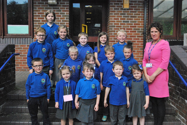 gelli-primary-school-latest-news-this-year-s-school-councillors-are