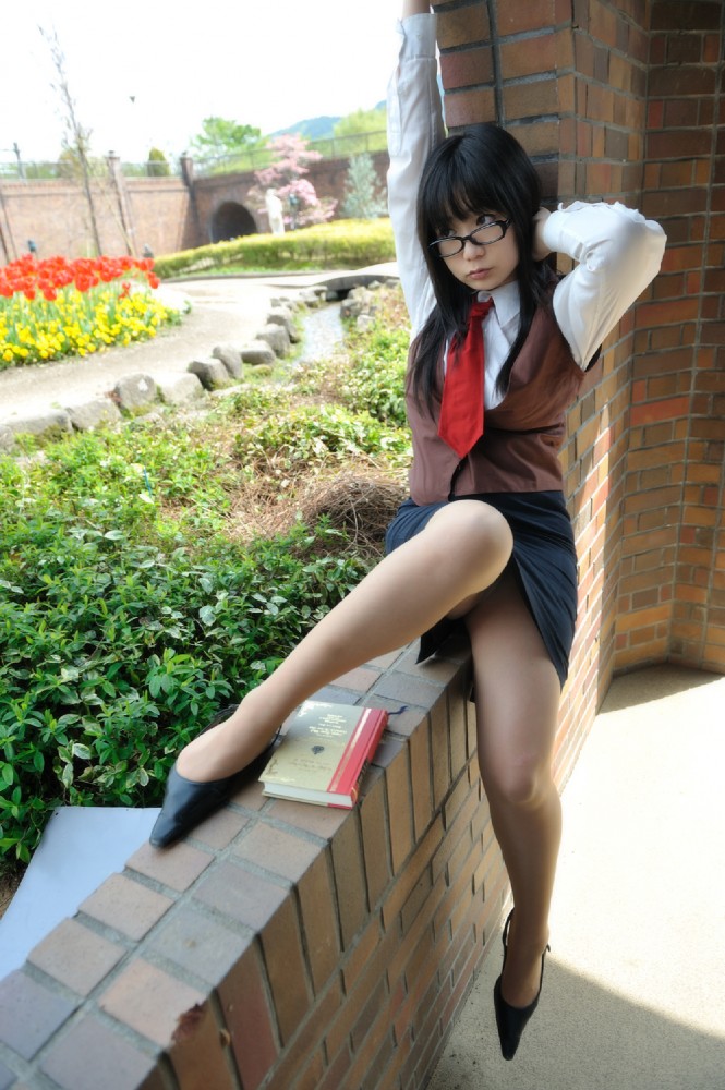 Forum Image: http://3.bp.blogspot.com/-LesMx9qZfZc/T26WOyms3sI/AAAAAAAADgg/r75l6qVtUm4/s1600/Yomiko+1.jpg