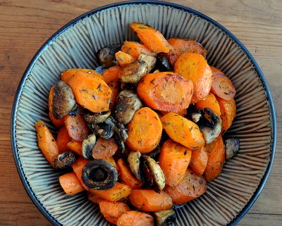 Roasted Carrots & Mushrooms with Thyme