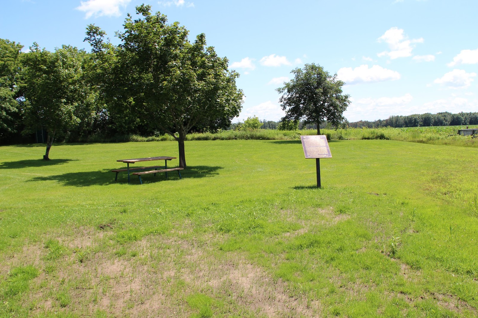 Memorials in Ottawa McIntosh Apple Plaque