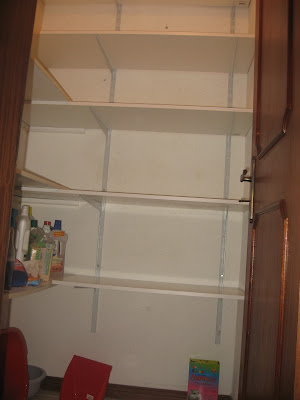 Tons Neutros: Mais arrumação na despensa