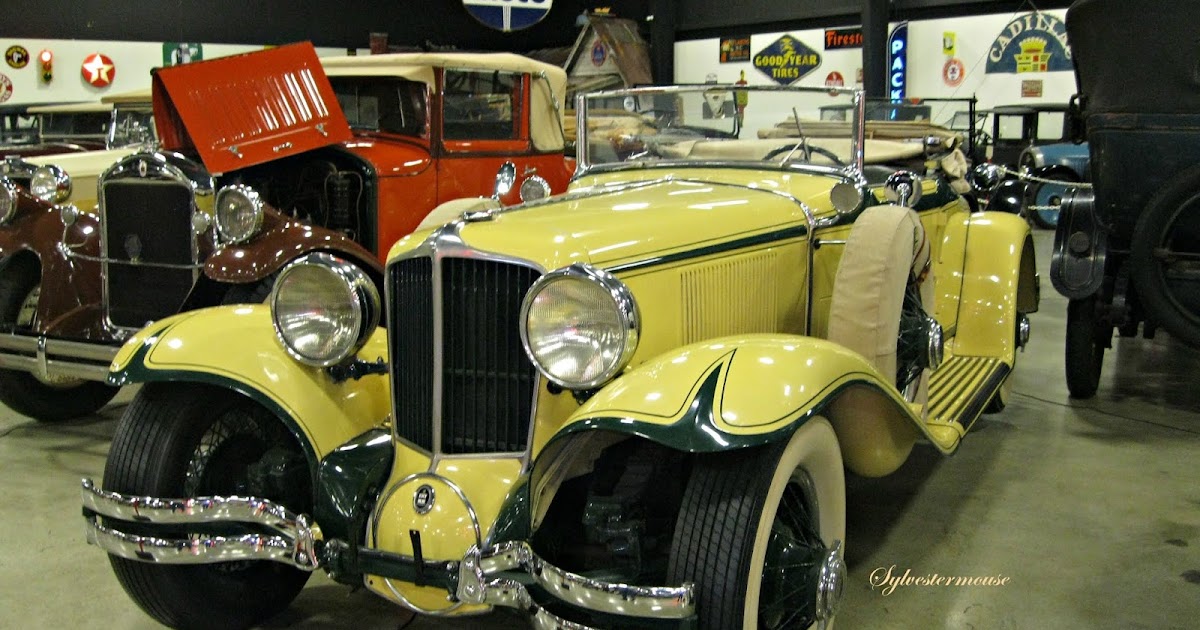 Reviewing & Photographing The Tupelo Automobile Museum in Mississippi