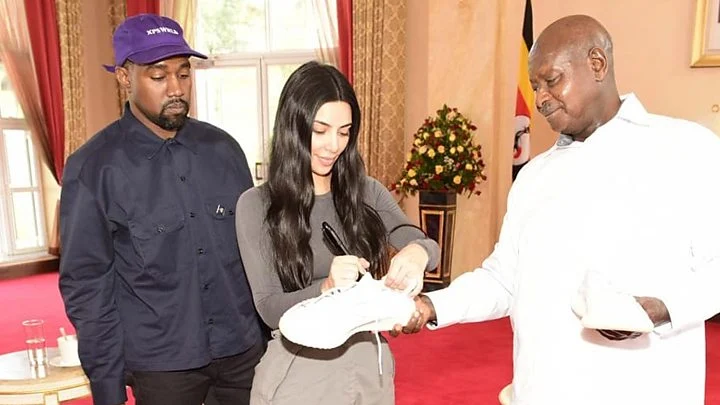 Rapper wa Uganda amchana Kanye West “tunahitaji maji sio viatu”