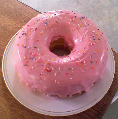Jo and Sue: Raspberry Cheesecake Donut Cake