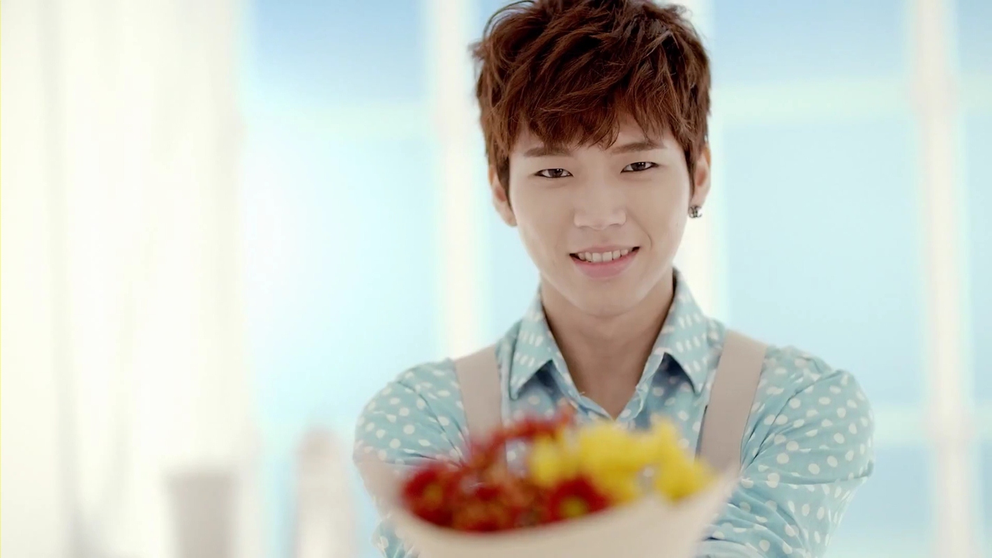 Infinite man. Infinite man. Lee minho stray kids. Infinite man. Jang dongwoo новогодний гиф.