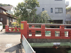 ���q������