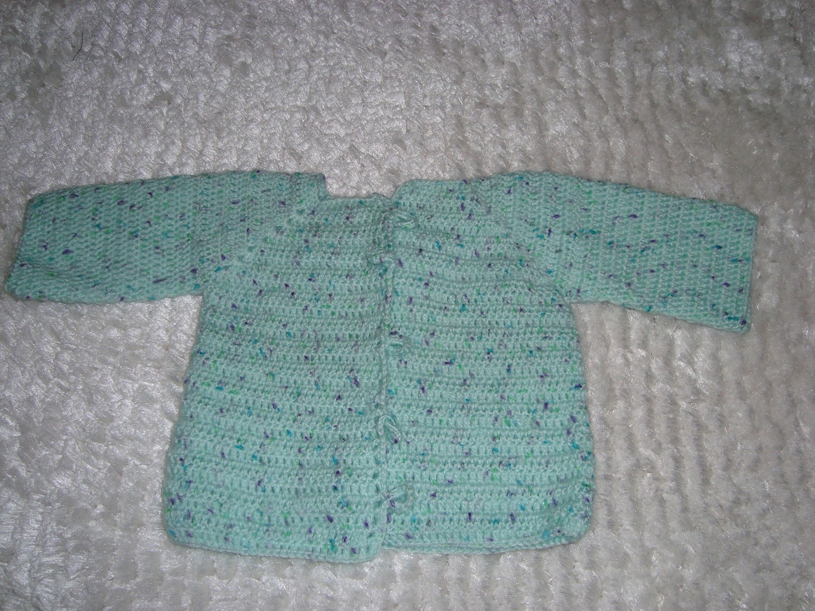 Göz Nuru bebek hırkaları