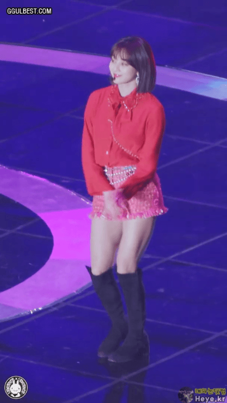 GGULBEST.COM GIF FACTORY: TWICE(Jihyo) Thigh.gif