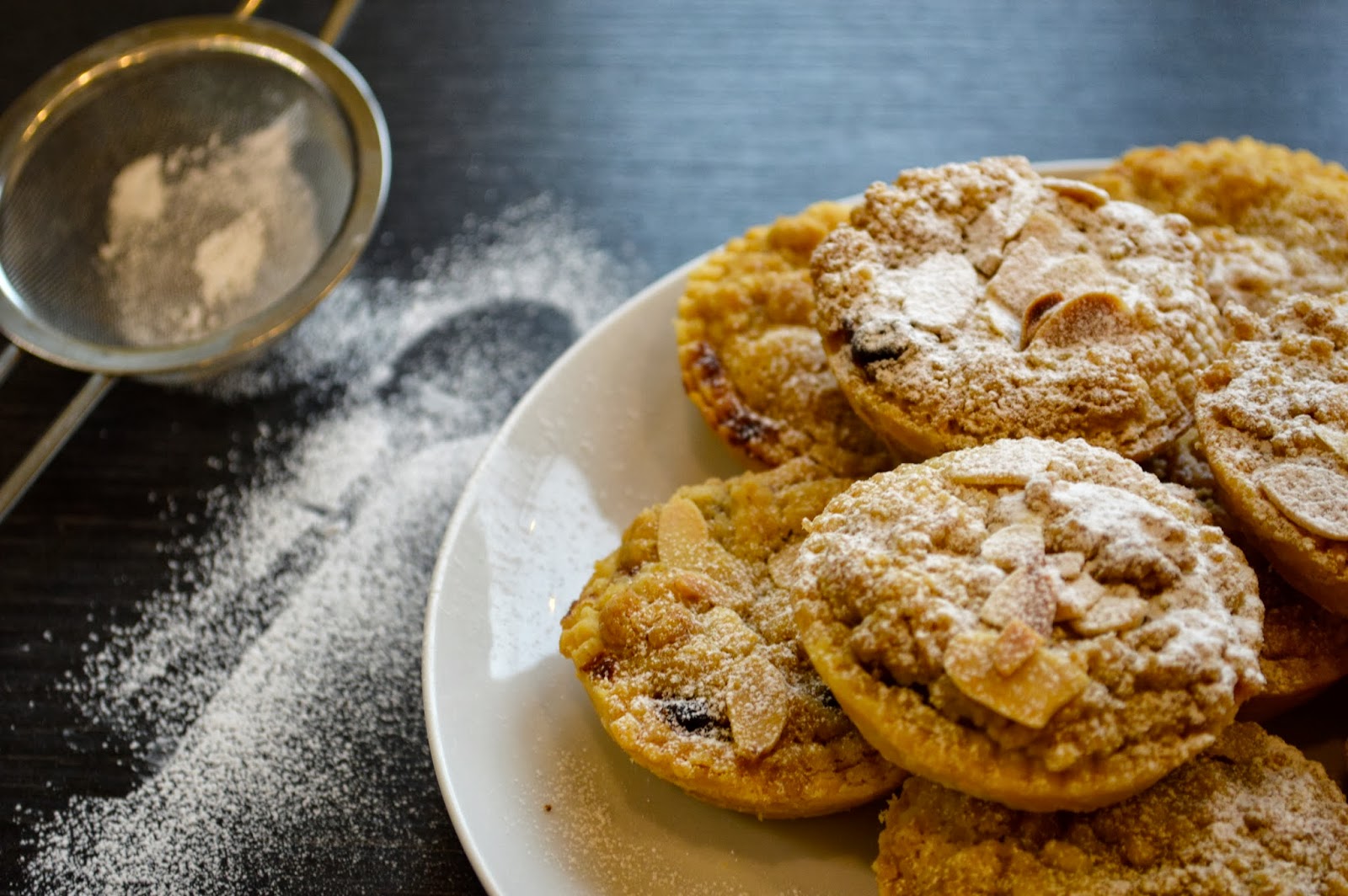 Kitchen Delights Crumble Topped Mince Pies Recipe