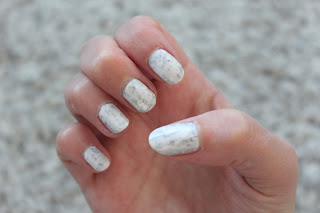 Clothes & Dreams: NOTD: Marble nails