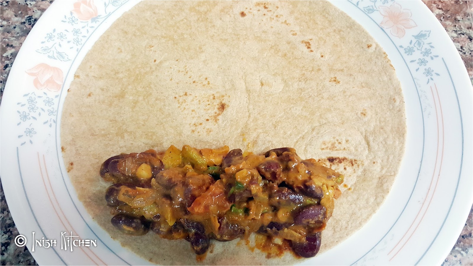 RED KIDNEY BEANS ENCHILADAS WITH TOMATO SALSA