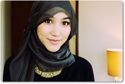 Trend Model Jilbab Terbaru 2012 | Motivarts Magazine