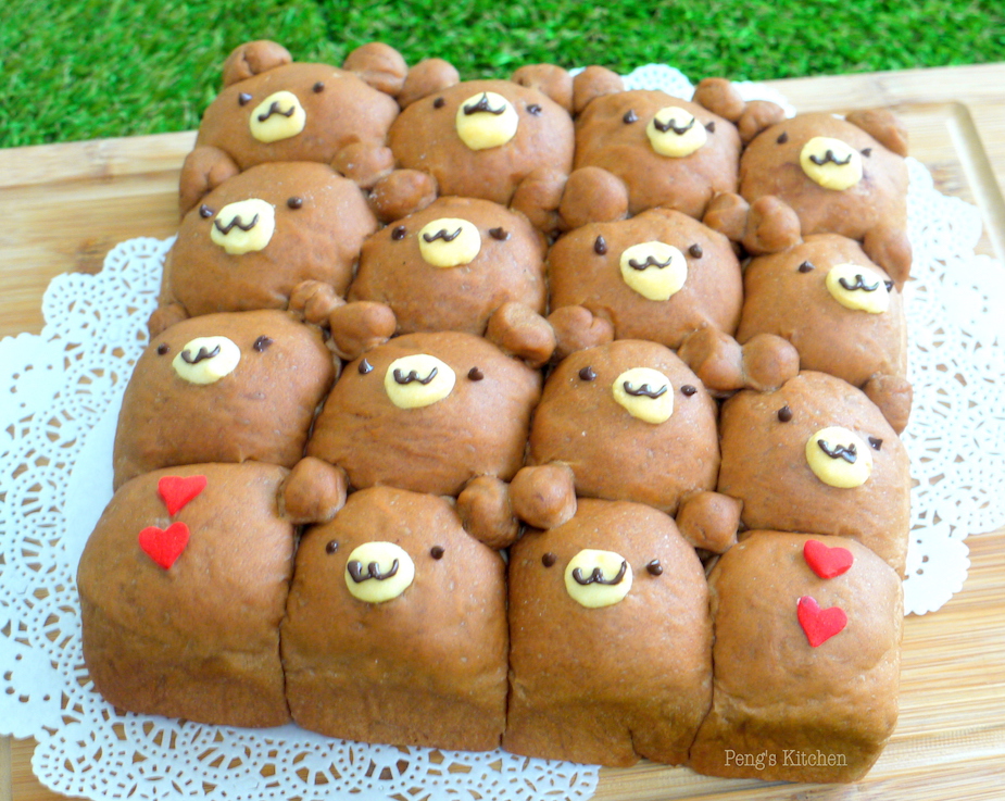 Peng's Kitchen: Chocolate Teddy Bear Pull-Apart Bread