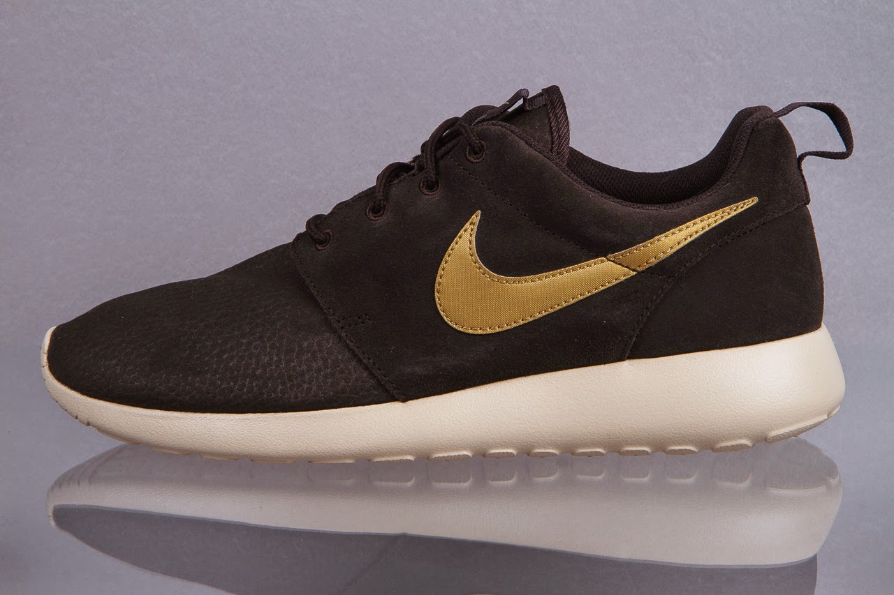 nike roshe run bordeaux