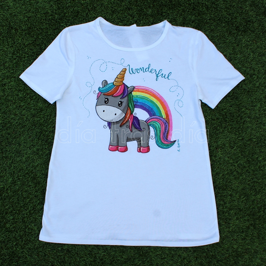 Camiseta unicornio