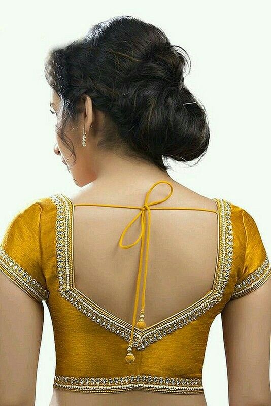 55 Trendy Blouse Back Neck Designs With Borders For Sarees Bling