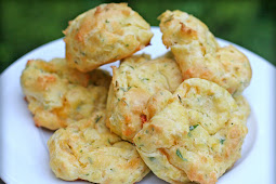 Herbed Cheese Puffs
