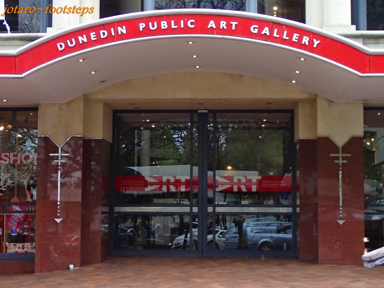 Footsteps Jotaro's Travels Gallery NZ Dunedin Art Gallery Belonging