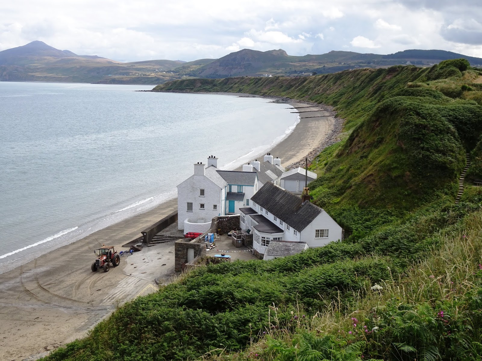 A Random Traveller CilyBont, Llanrug, Gwynned