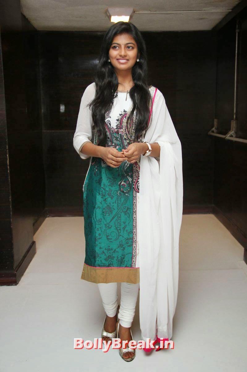 Actress Anandhi Hot Photo Gallery - 8 Pics, actress anandhi photo gallery