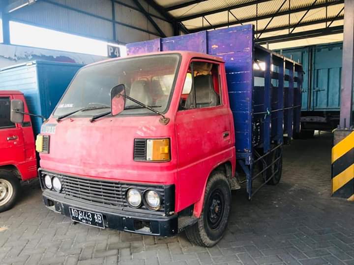  Lelang  truk  Eks GUDANG  GARAM  MOBIL TUA MESIN JOSSS 