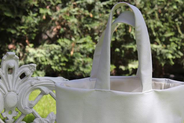DIY Cómo hacer este maxi-bolso de cuero blanco y negro