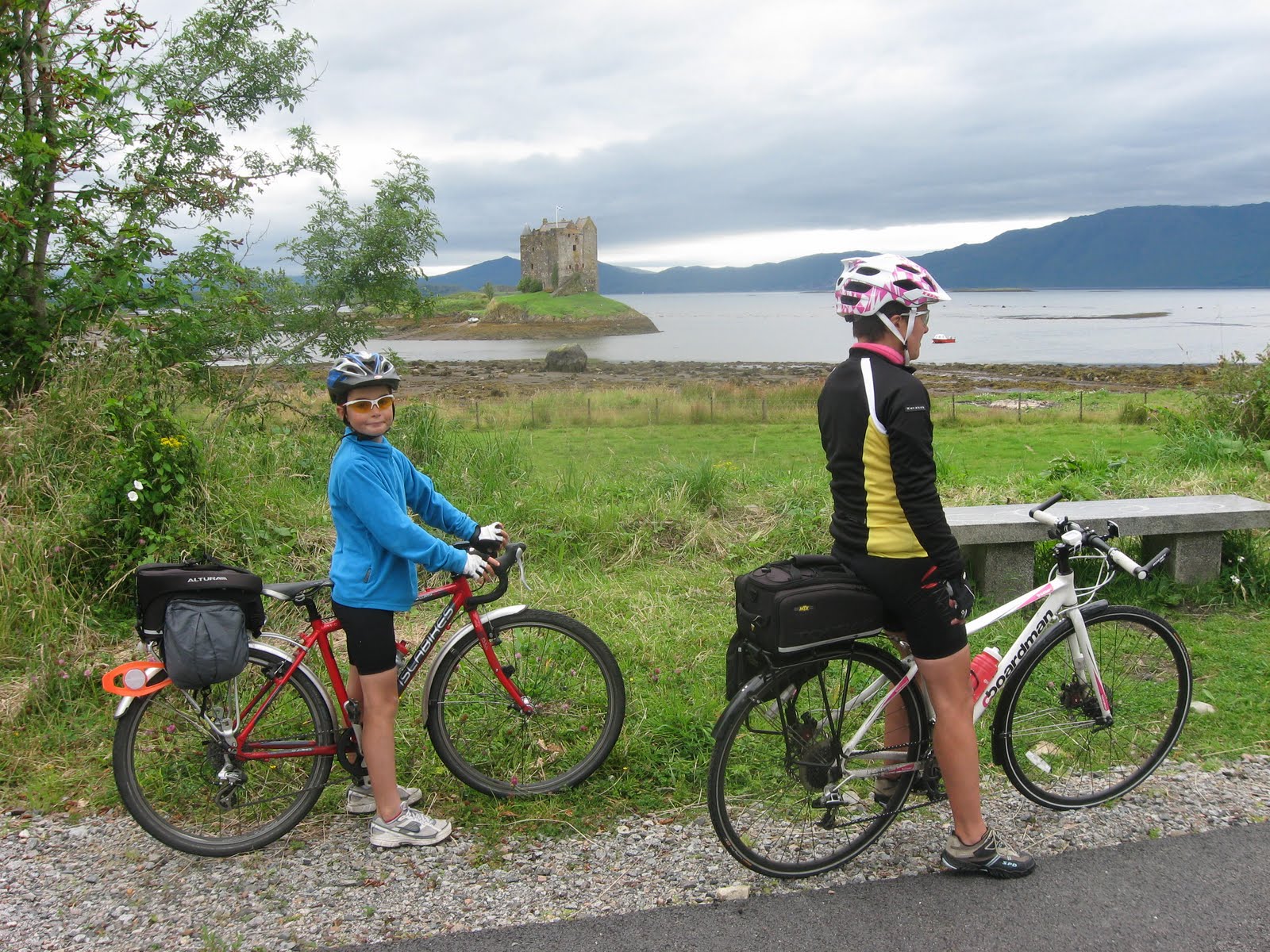 An 11 Year Old & Three Oldtimers Lejog JulyAugust 2011 Day I7 Oban to Fort William