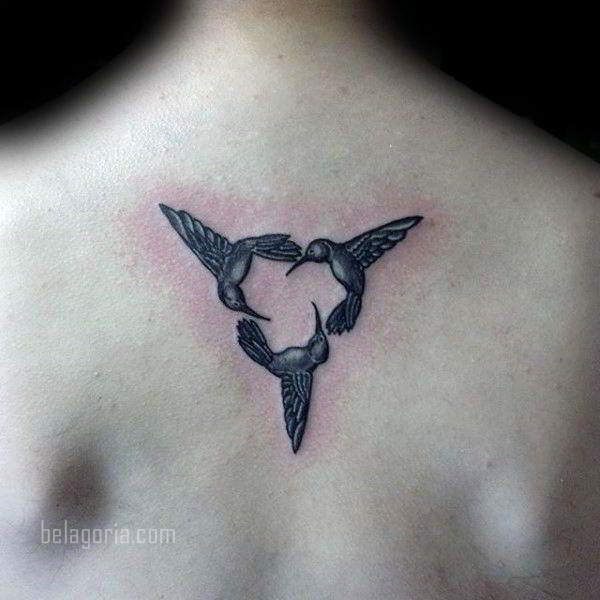 imagen del Tatuaje de un Colibrí