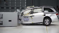 honda odyssey crash test iihs overlap minivan minivans crashes tests tough safety prnewswire groovecar road down