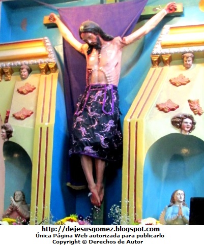 Jesús crucificado Jesús crucificado en la iglesia de Santa Cruz de Andamarca. Foto de Jesús tomada por Jesus Gómez