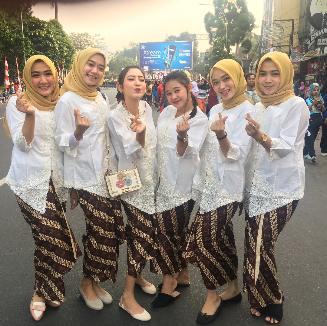 Jadwal Operasional Jam Kerja Jam Buka Bank Bjb Se Indonesia