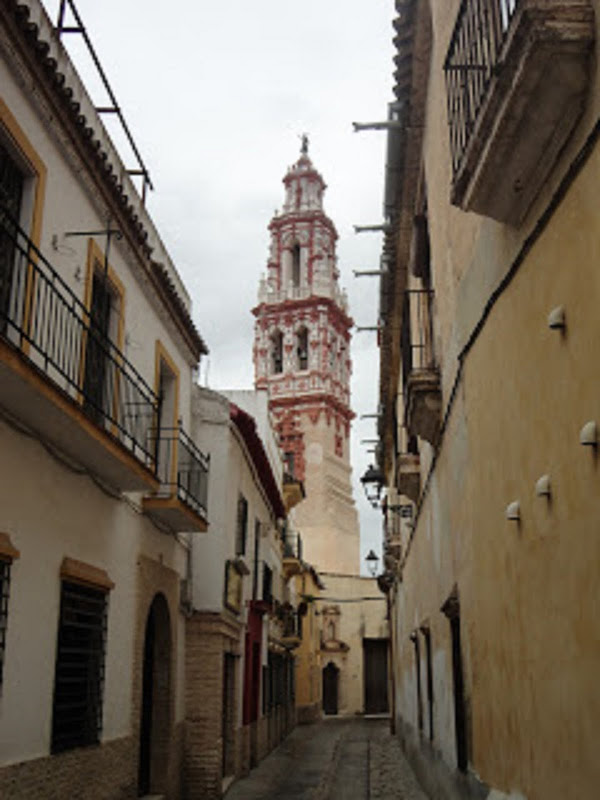 ECIJA, CIUDAD DE LAS ALTAS TORRES