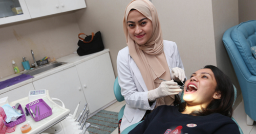 13 Arti Mimpi Jadi Dokter Gigi Berdasarkan Islam Dan Primbon Jawa Yang