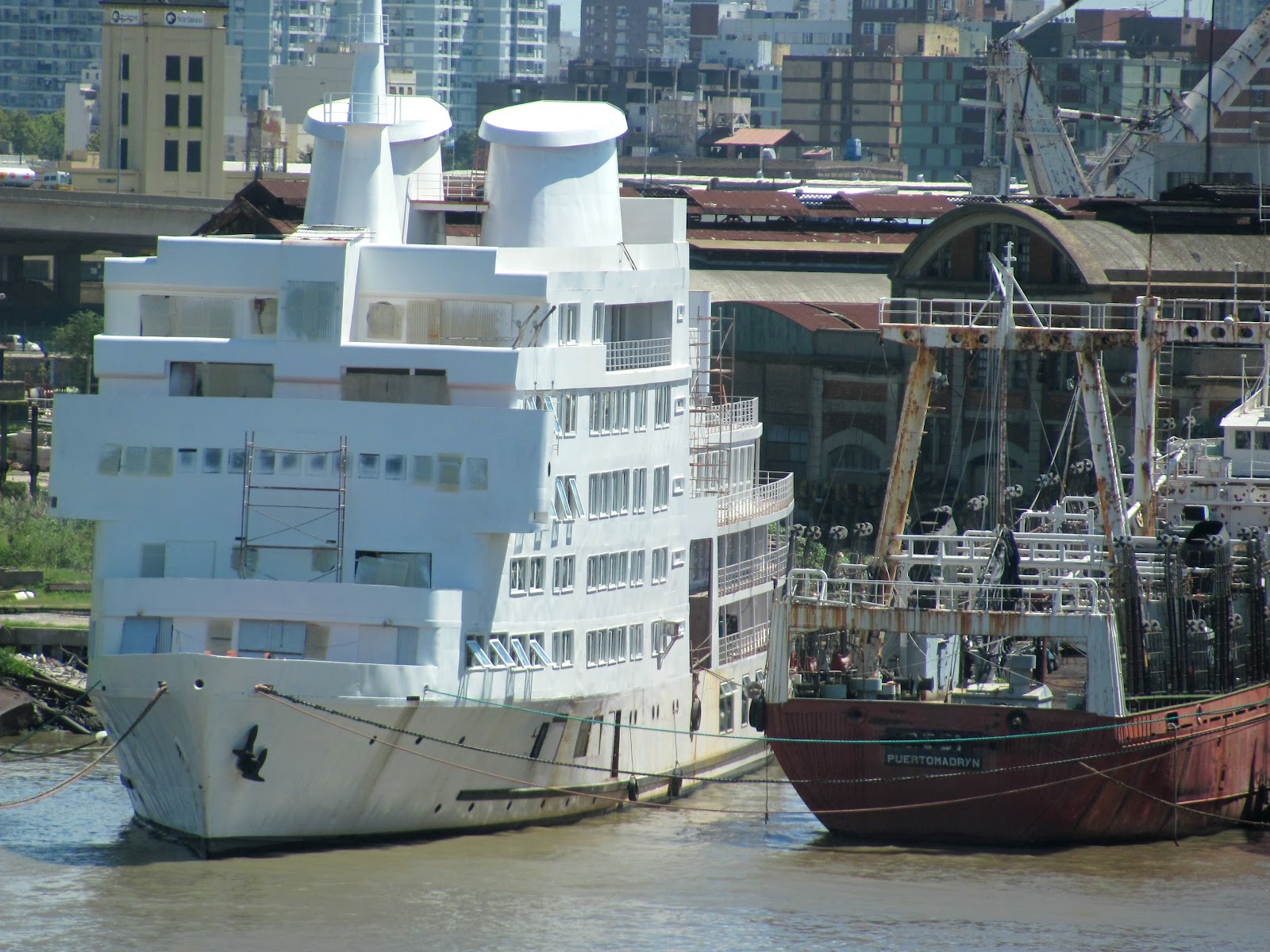 MARINA MERCANTE URUGUAYA M/N Nicolás Mihanovich, Navegación Atlántida 1993