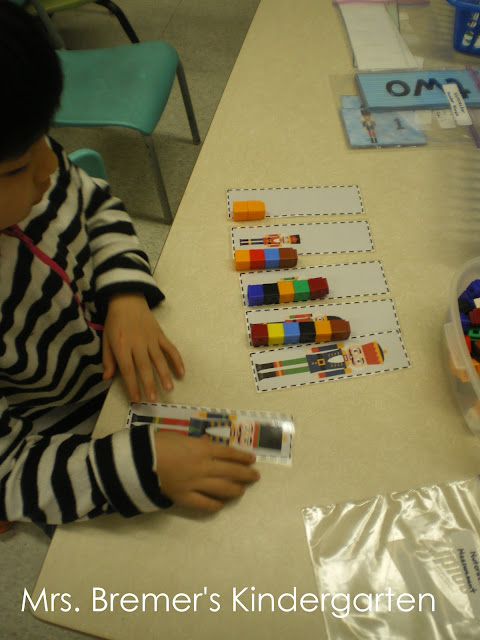 Christmas math center activities for Kindergarten and First Grade