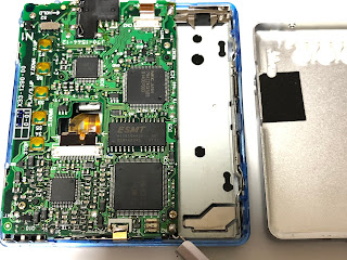 ケンウッドのポータブルMDプレーヤー分解