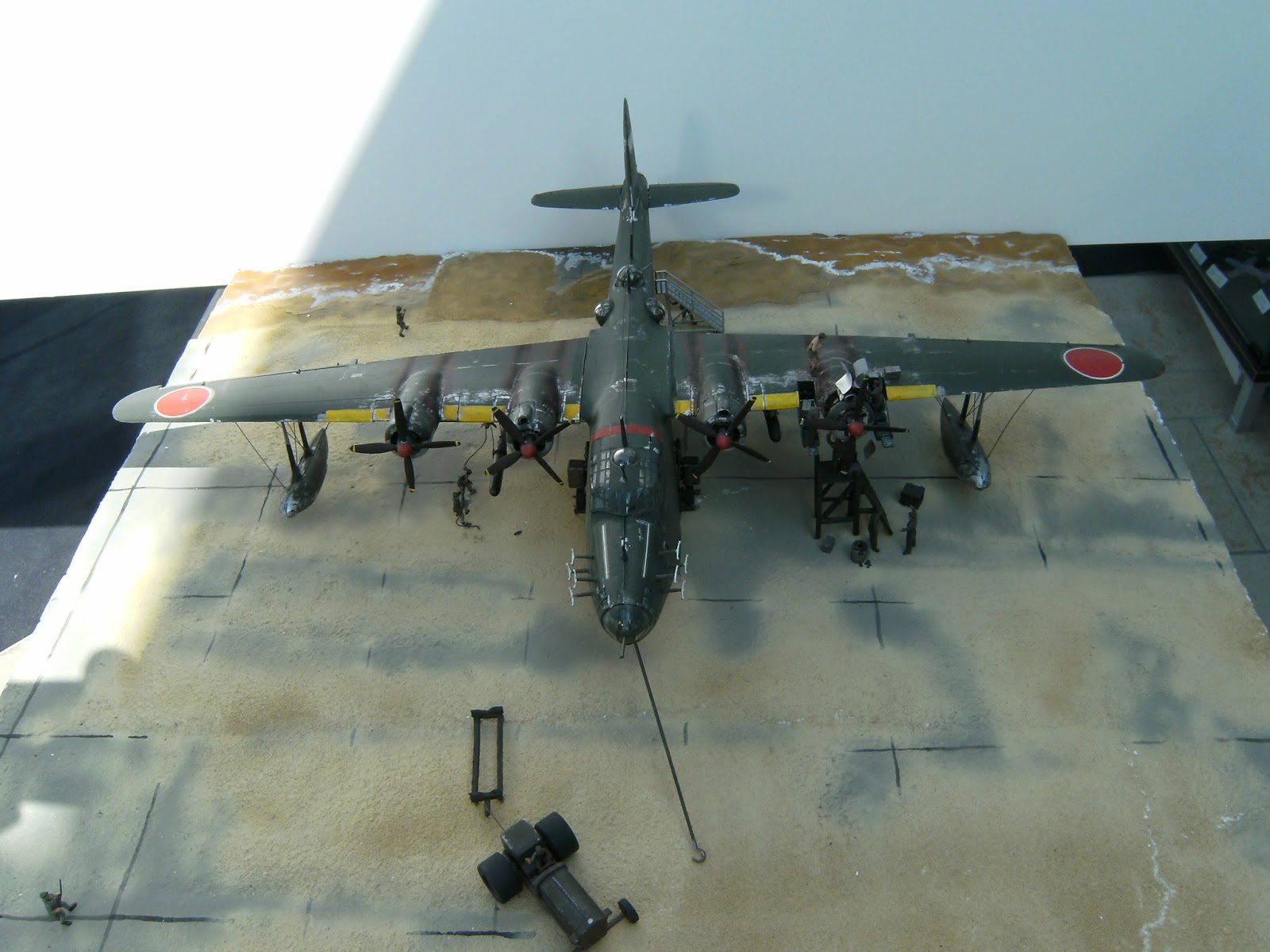 Kawanishi H8K2 Emily (Hasegawa 1/72°) par TENEZE Alain